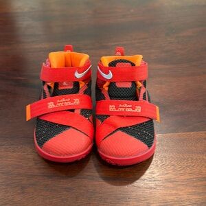 Nike LeBron Soldier Toddler shoe size 5c